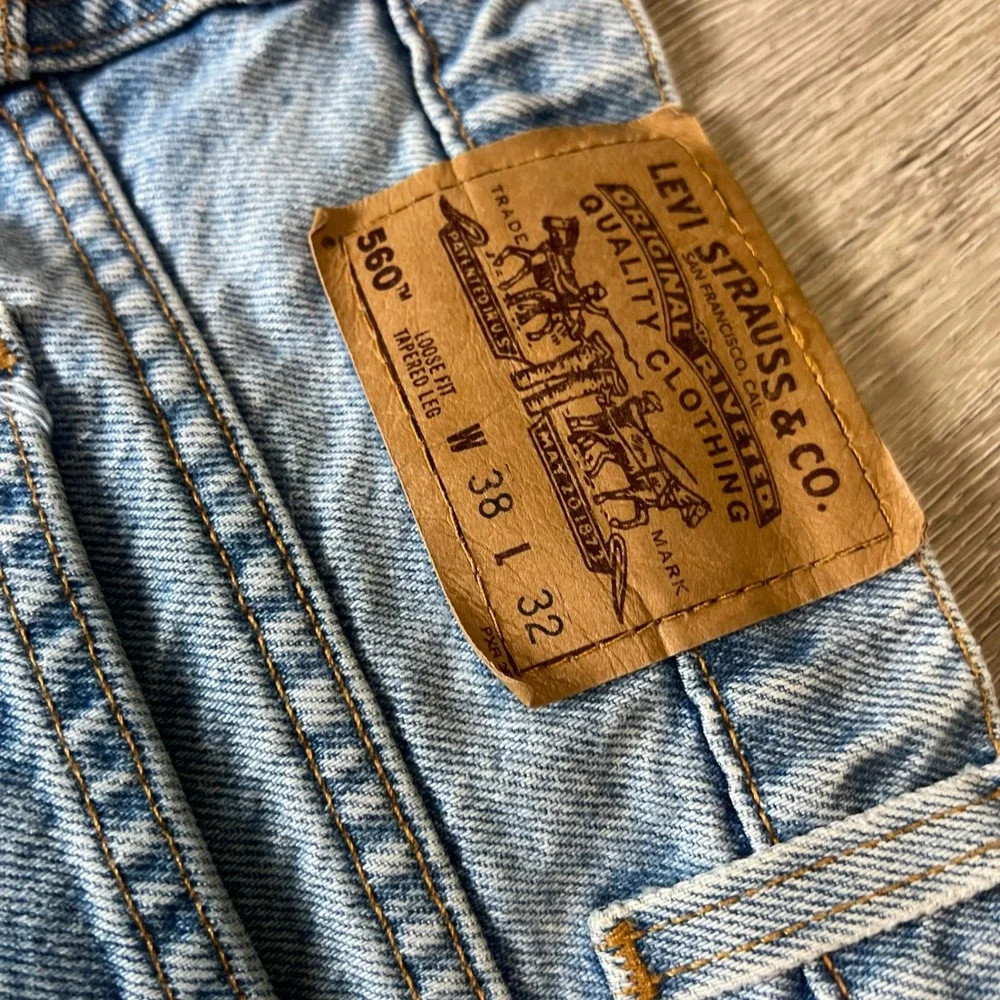 Levi's 560 Jeans Mens 38x32 Light Wash Loose Fit Tapered Leg Vintage 90s Baggy